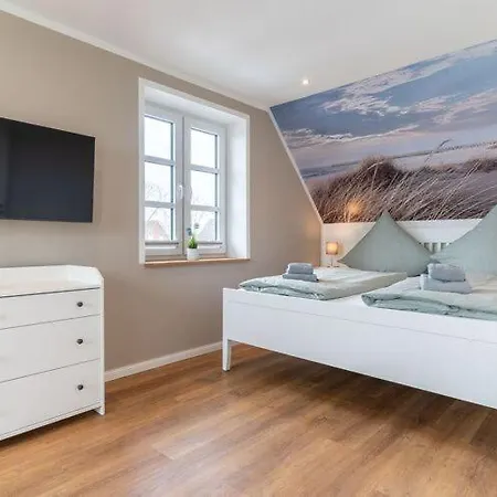 Semi-detached House In Ideal For Families Feriehus Karolinenkoog