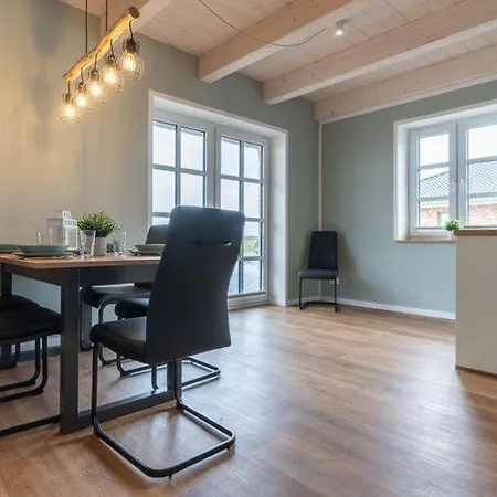 度假居 Semi-detached House In Ideal For Families *